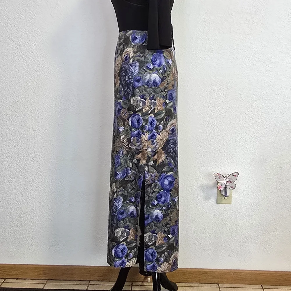 Vintage 90s Floral Maxi Skirt - Picture 2 of 6